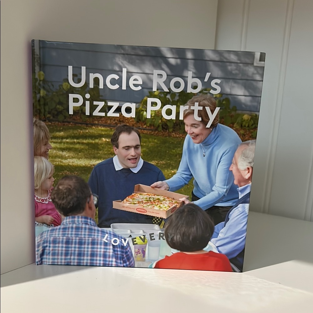LOVEVERY Uncle Rob's Pizza Party Book